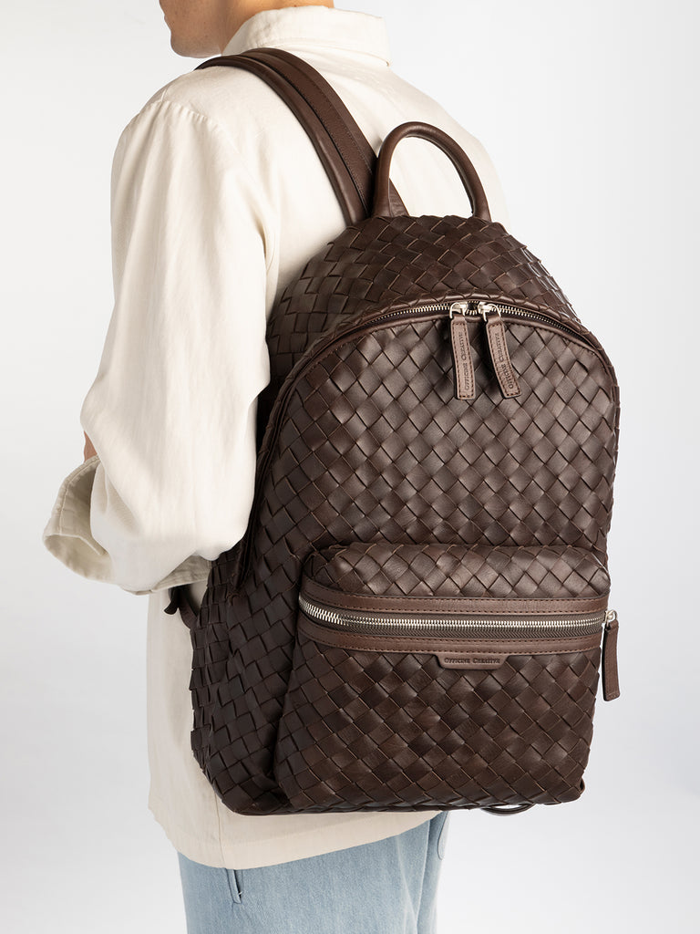 ARMOR 04 - Brown Leather backpack