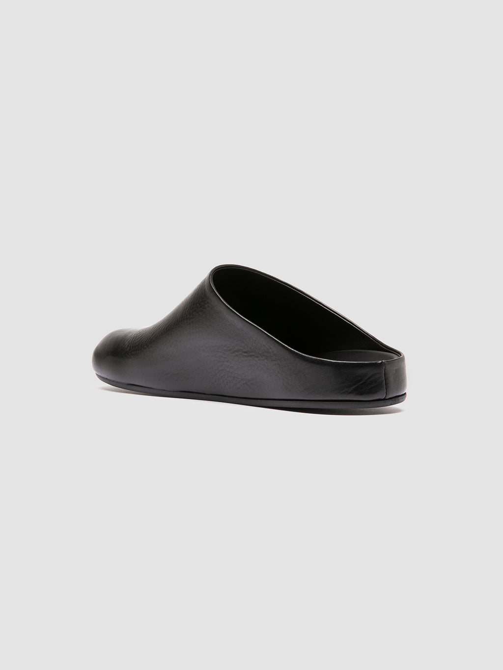 BABOUCHE 001 - Black Leather Mule Sandals