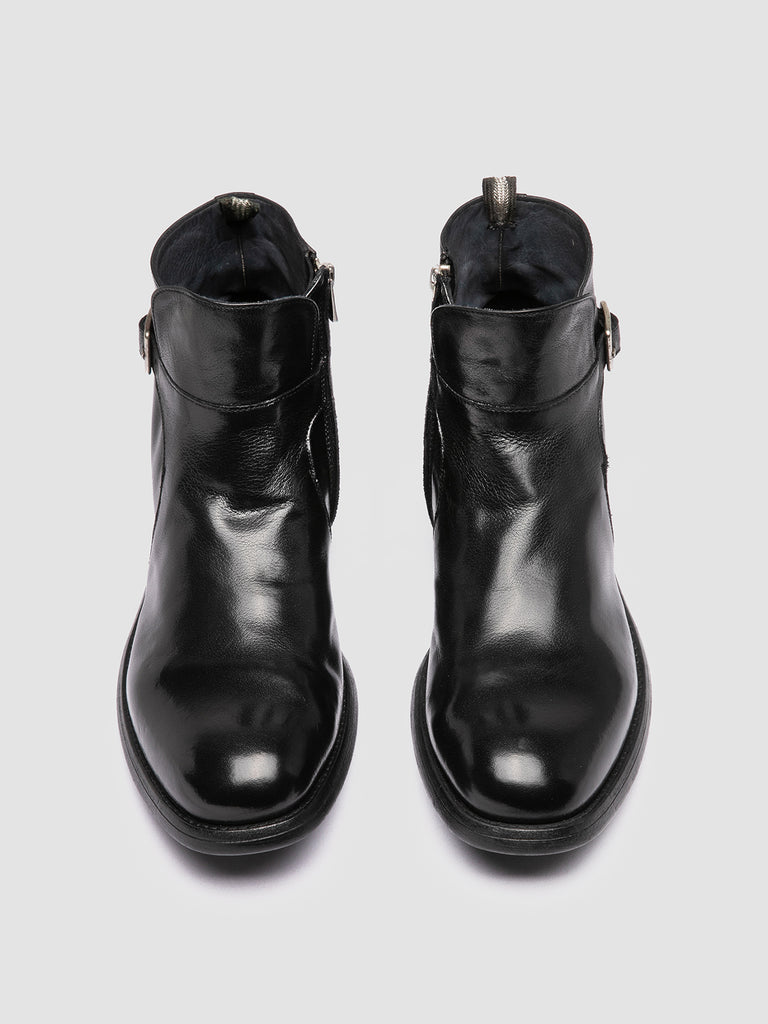 CHRONICLE 068 - Black Leather Zipped Boots