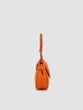 HOLES WOVEN 02 - orangefarbene Lederhandtasche