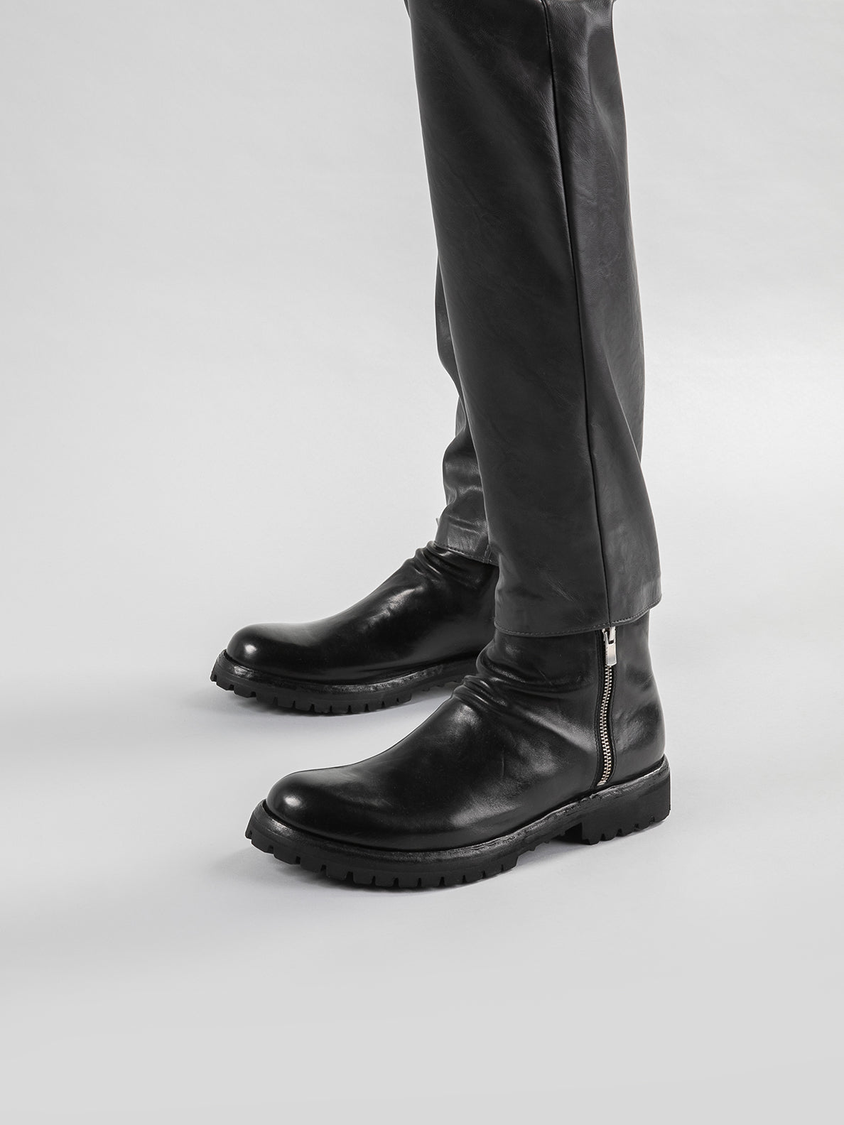Men's Black Leather Boots IKONIC 004 – Officine Creative