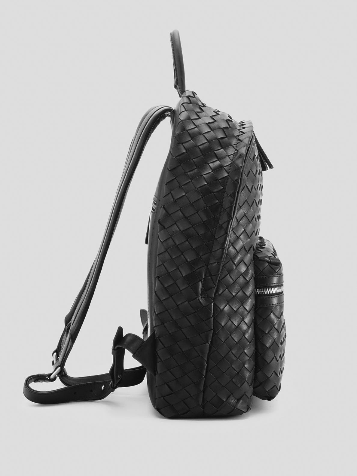 black leather woven backpack ARMOR 04