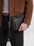 ARMOR 023 - Schwarze Pouch-Tasche aus Leder - thumb image 2,side view