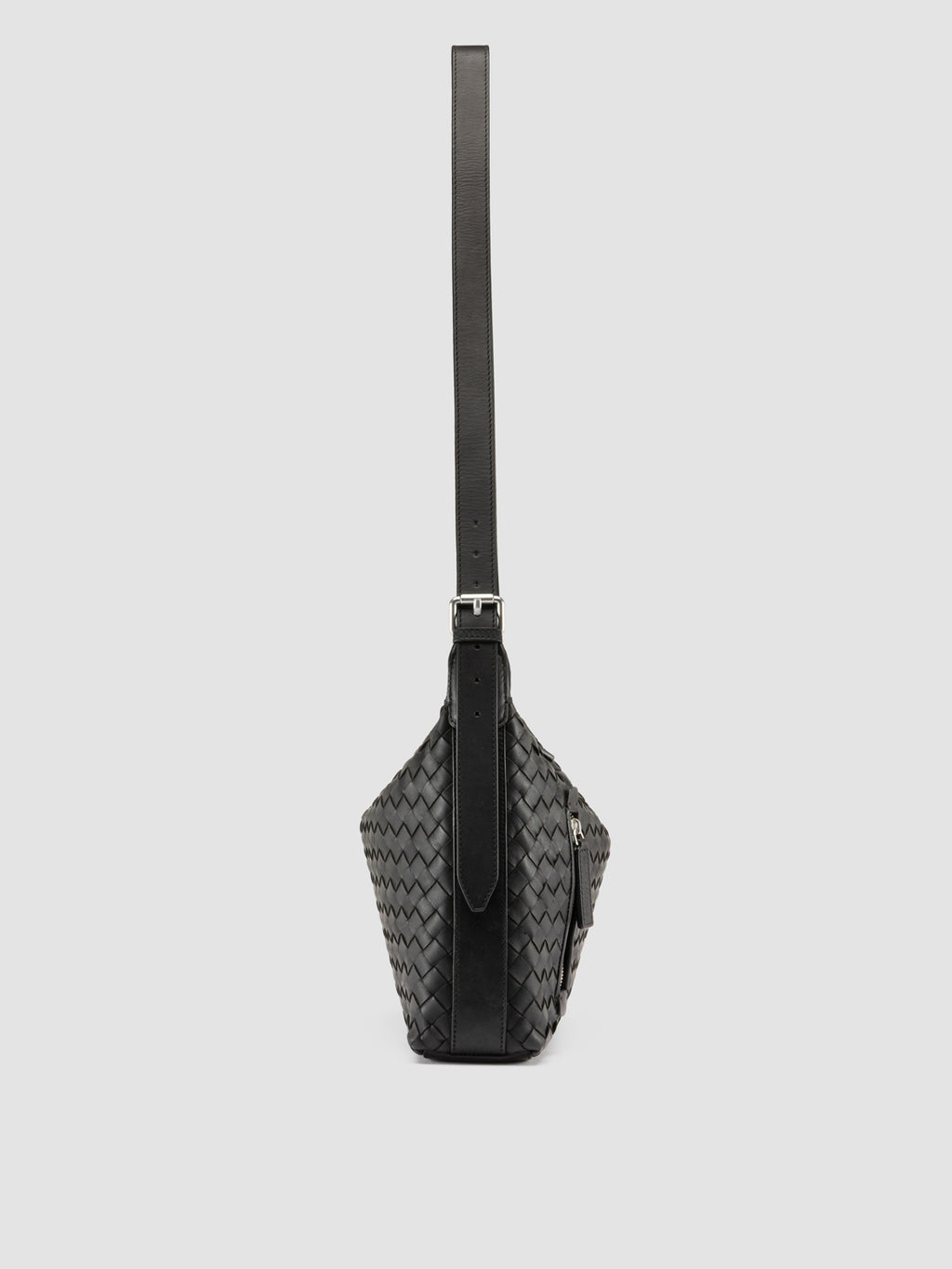 ARMOR 024 - Schwarze Umhängetaschen aus Leder - image 3,side view