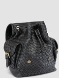 AURA 004 - Schwarzer Lederrucksack - thumb image 2,side view