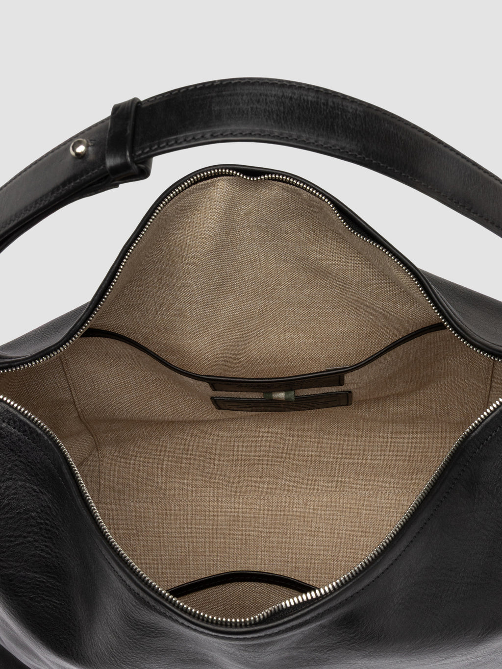 MADERNA 002 - Black Leather Crossbody Bag - image 6,side view