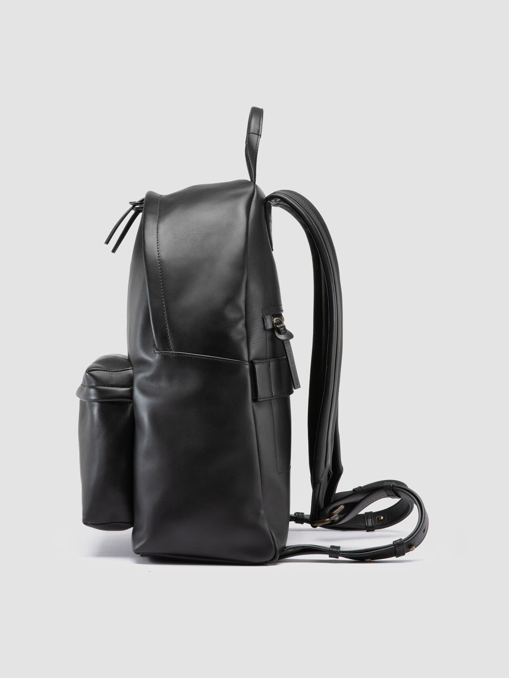 OC PACK 001 - Schwarzer Lederrucksack - image 5,side view