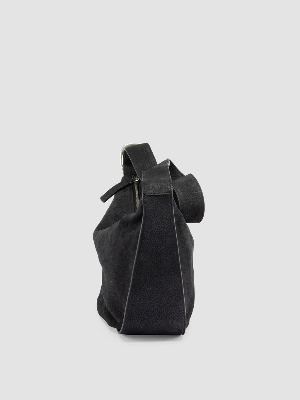 TOOLS 003 - Schwarze Schultertasche aus Leder - image 5,side view