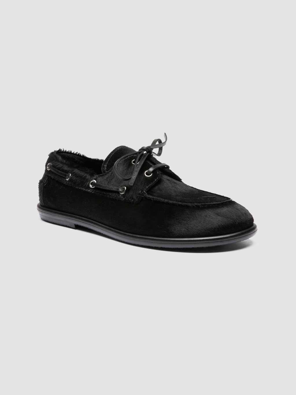 LOVE 101 - Schwarze Bootsschuhe aus Leder - image 3,side view