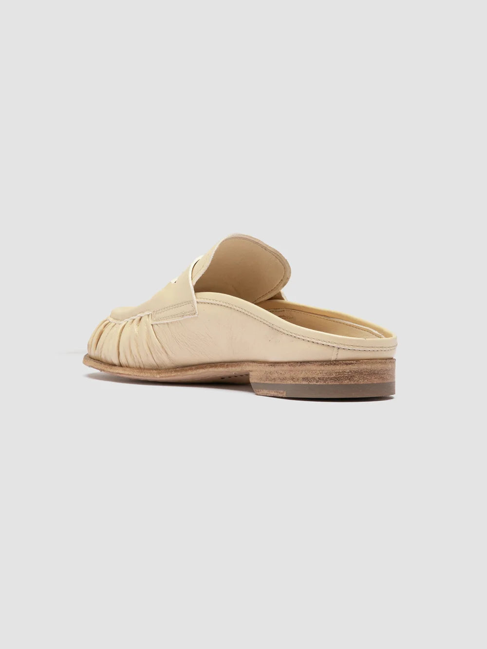 SOLITUDE 112 - Pantoletten aus elfenbeinfarbenem Leder - image 4,side view