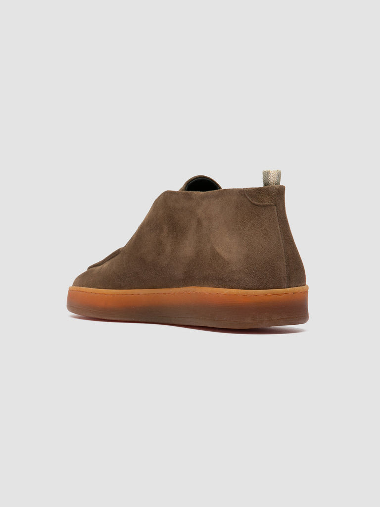 AMBRIE 002 - Brown Suede Chukka Boots