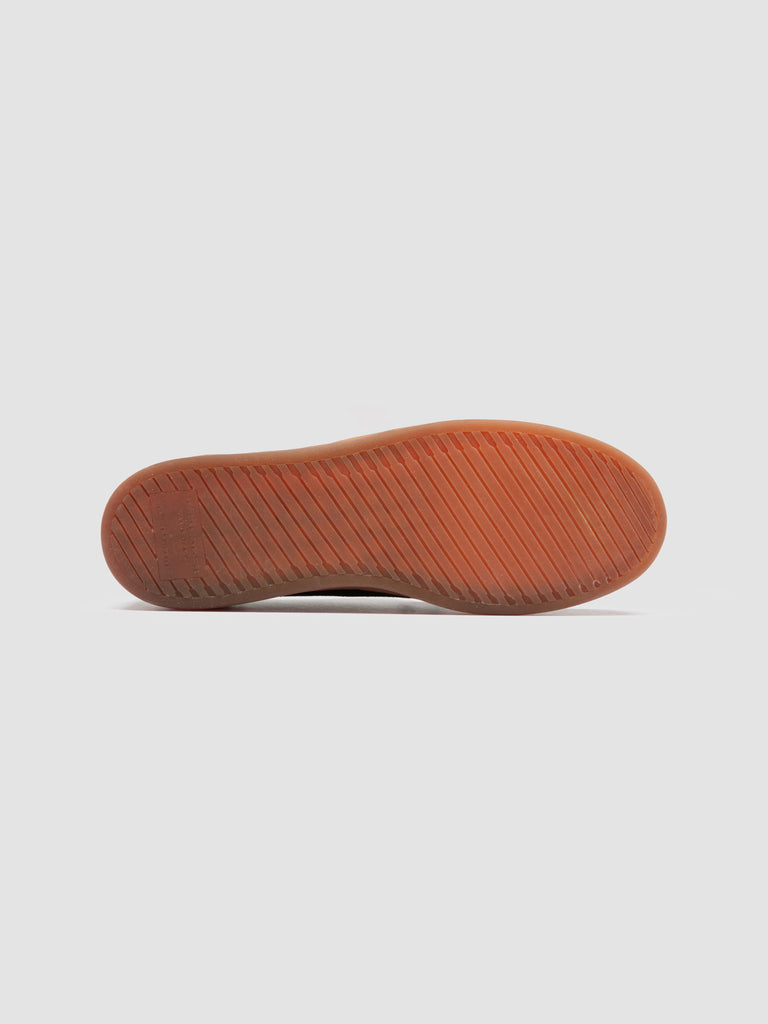 AMBRIE 002 - Brown Suede Chukka Boots