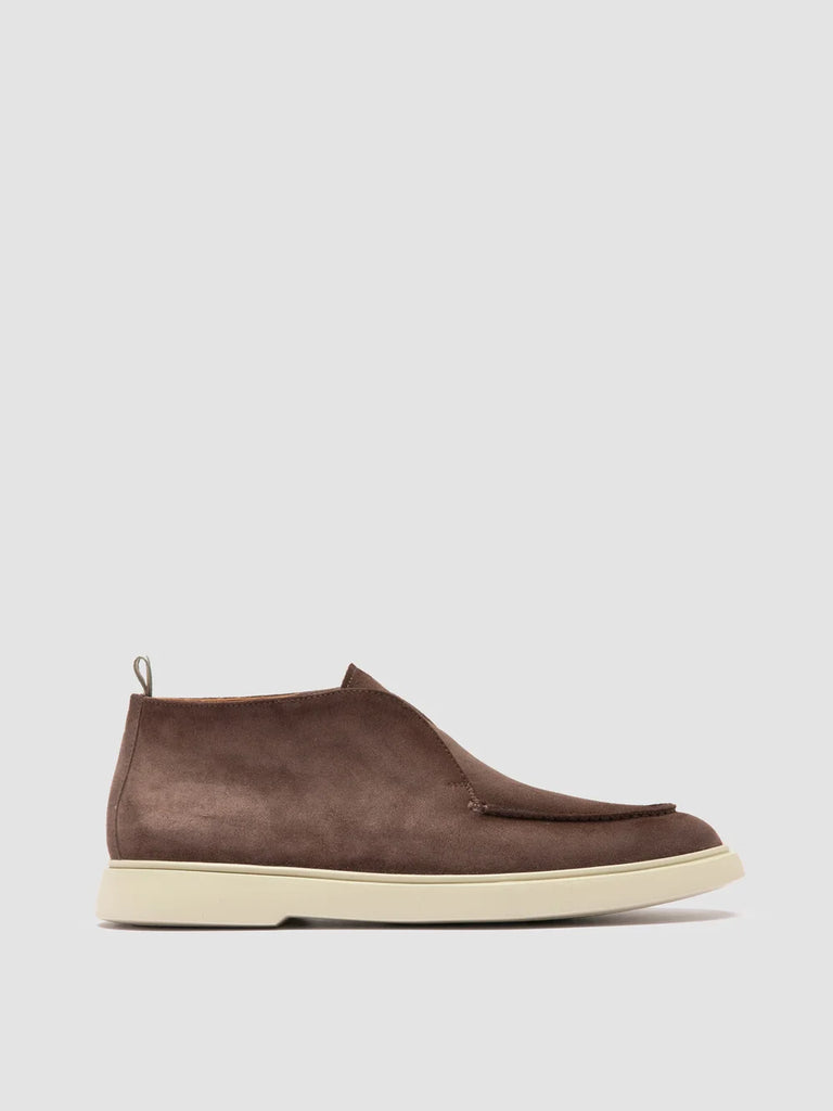 BONES 003 - Brown Suede Chukka Boots