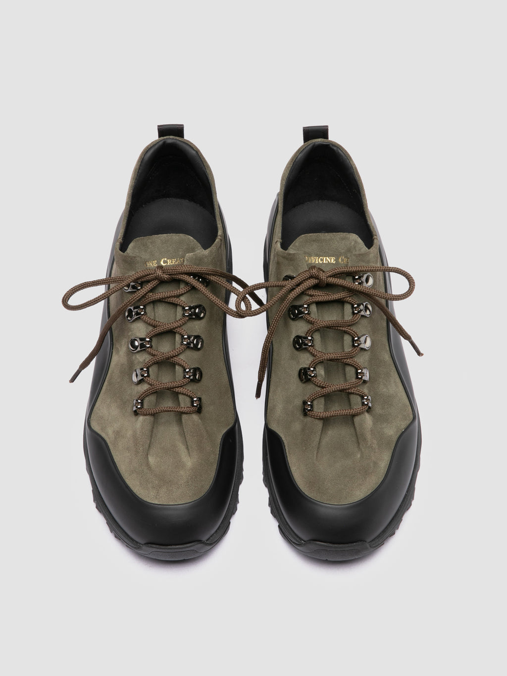 ITINERE 001 - Grüne Low-Top-Sneaker aus Leder - image 2,side view