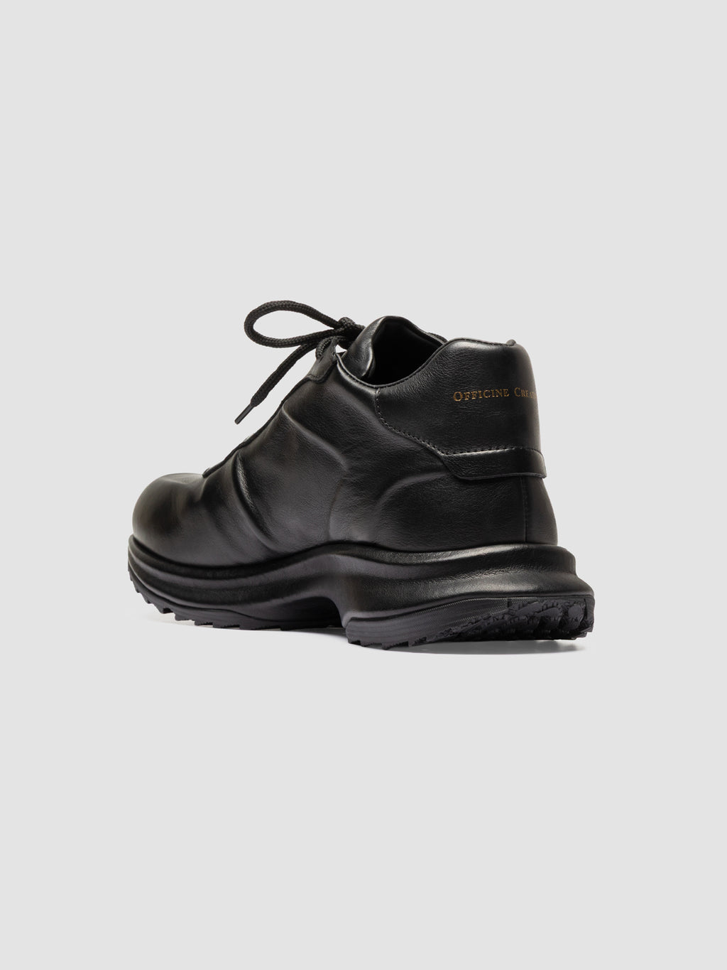 PHAS 001 - Schwarze Low-Top-Sneaker aus Leder - image 4,side view