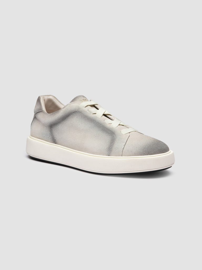 SLOUCH 001 - White Suede Sneakers