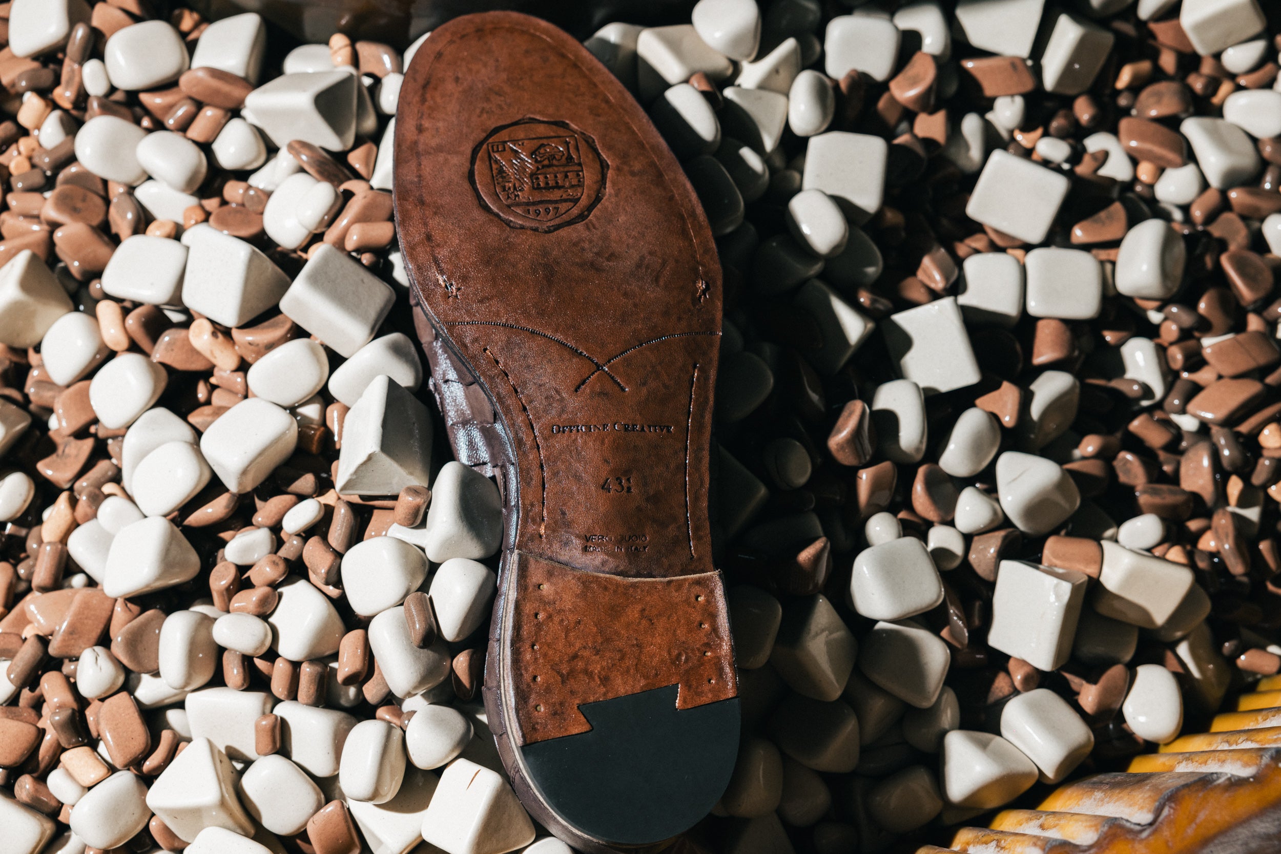 Officine Creative: Calzature e accessori artigianali