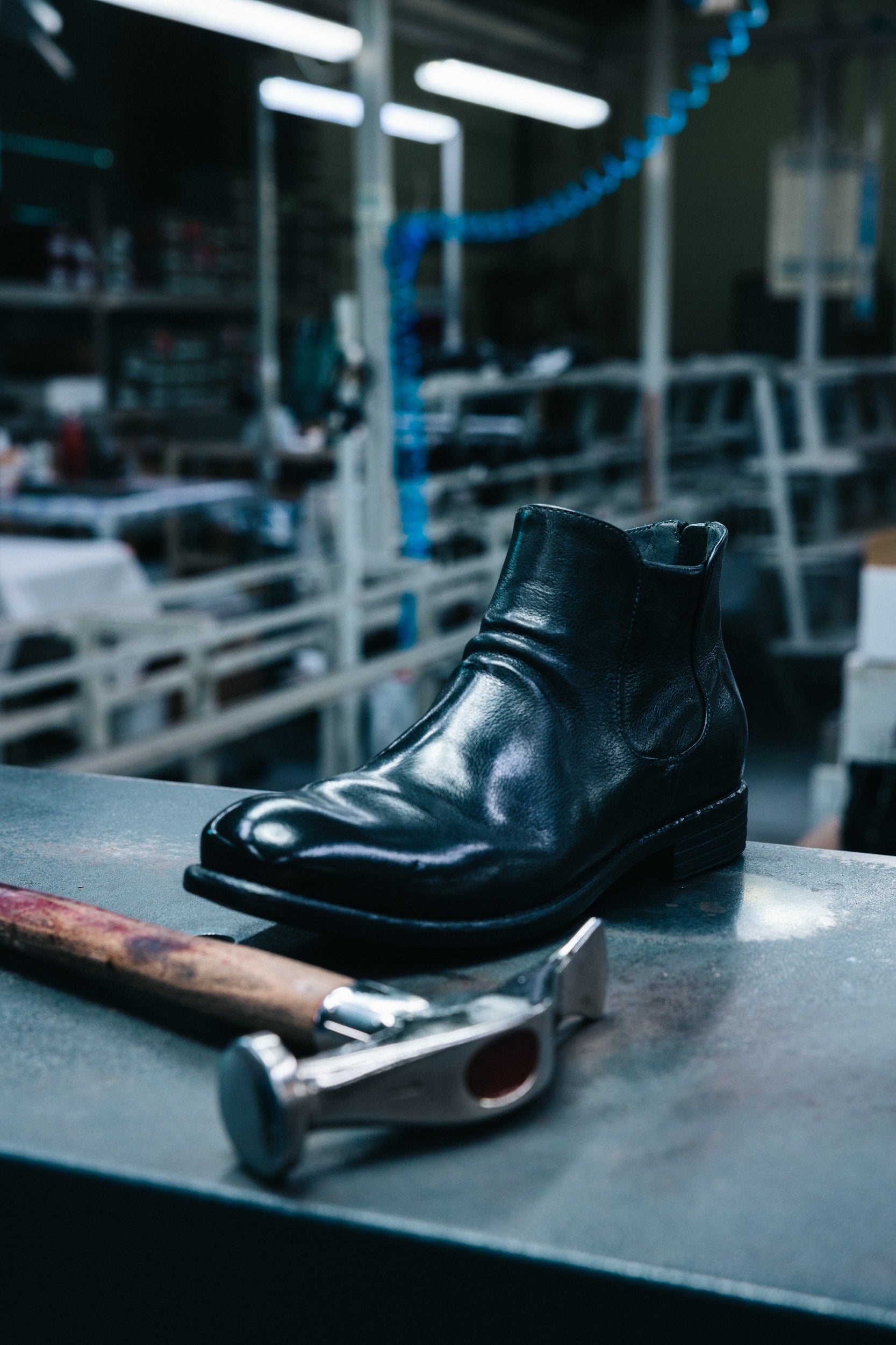 Officine Creative: Calzature e accessori artigianali