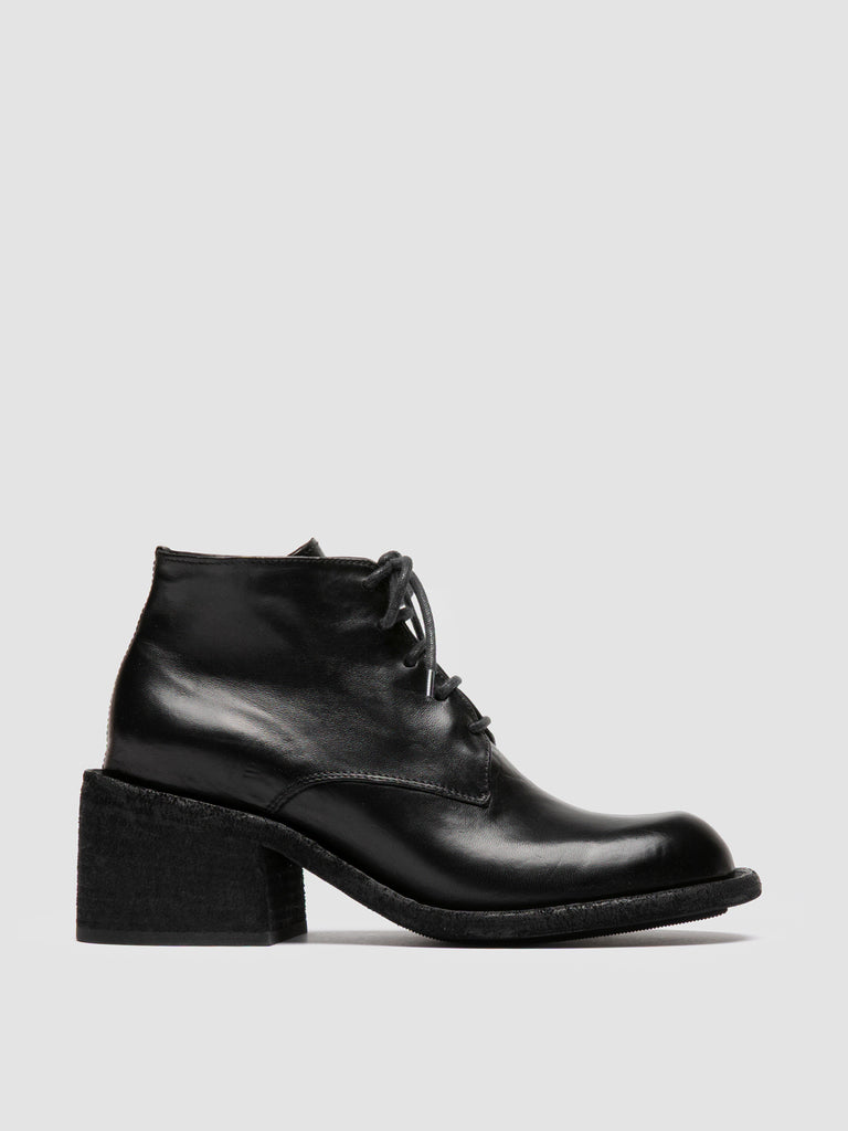 WILDS 002 - Black Leather Chukka Boots