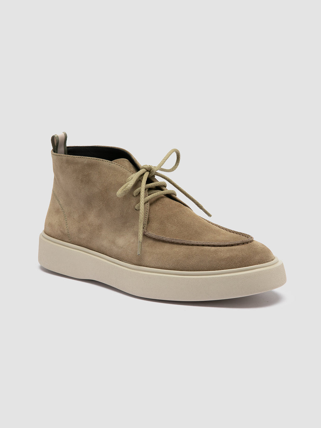 FRAME 002 - Taupe Suede Chukka Boots